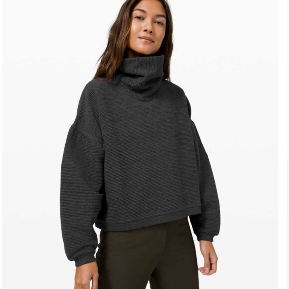 LULULEMON PEACEFUL MOMENTS PULLOVER - Picture 1 of 12